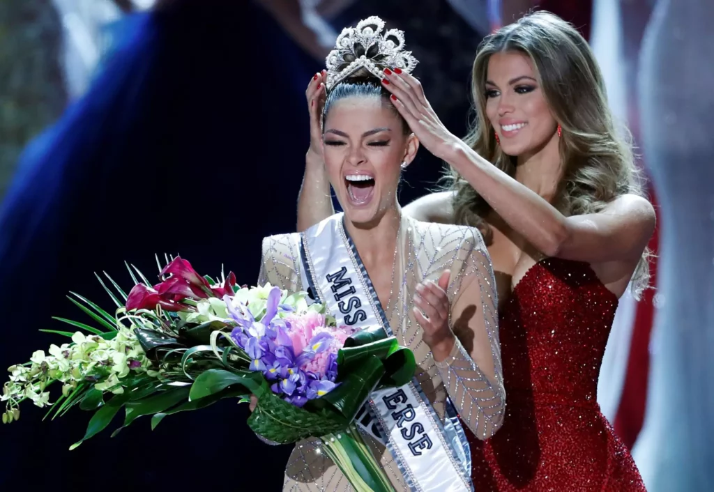 Was Tim Tebow's Wife Miss Universe?Con